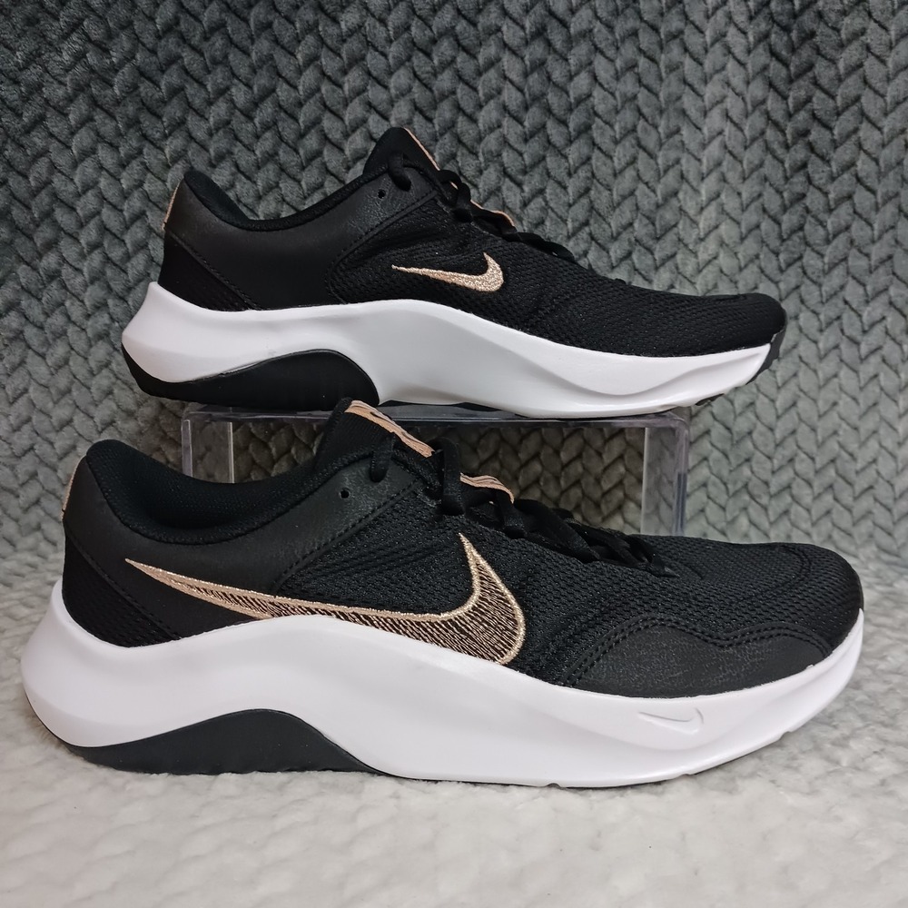 Nike Legend Essential 3 Next Nature Black Red Bronce Womens Training Shoes Sz 11